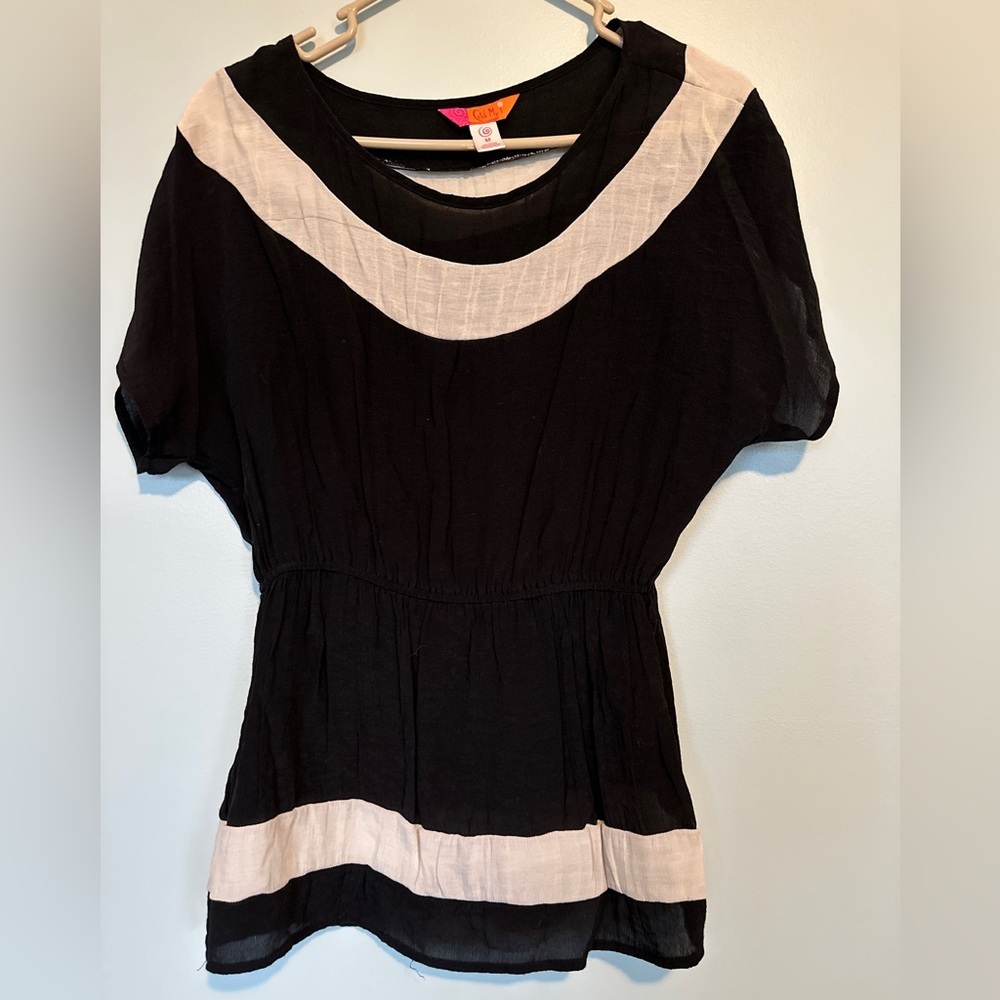 Black and Off White Short Sleeve Boxy Blouse
